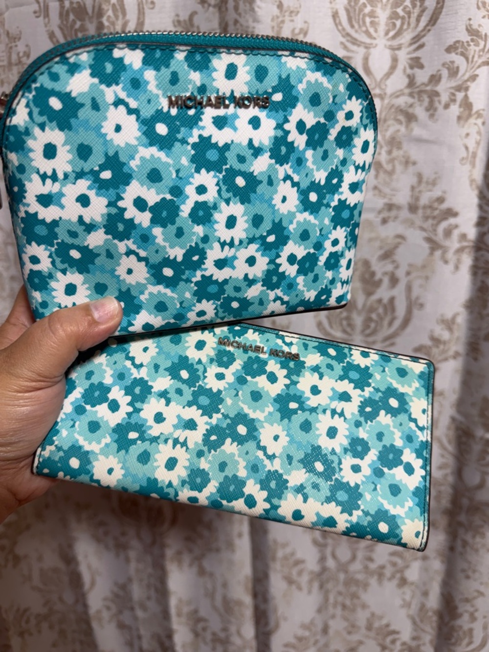 Michael Kors Teal & White Floral Dome Cosmetic Bag and Wallet Set